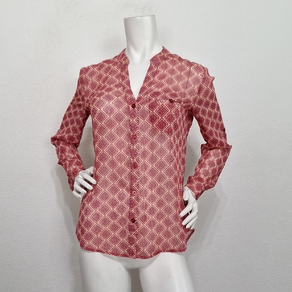 Kut from the Kloth Red Geometric Print Preppy Workwear Button Down Top  Size XS